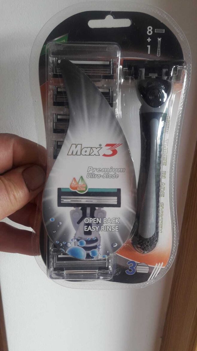 MAX 3 – подарочный набор для бритья с кассетами MAX 3 и MAX 5 Platinum